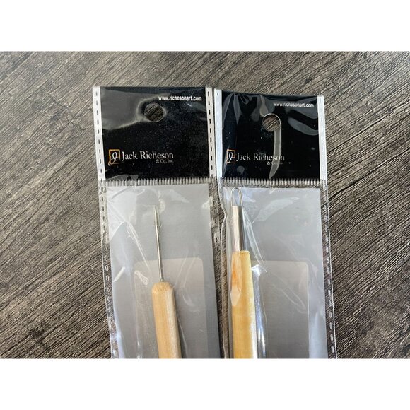 Sculpey III Oven Bake clay with tools 4 oz white Richeson wire loop and lace too - Picture 3 of 6